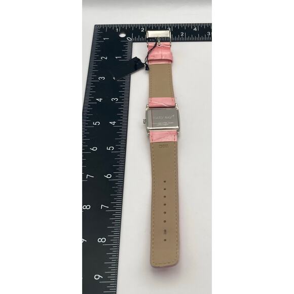 Mary Kay Women's Watch 28mm Pink on Pink New Battery - Adjustable Band - Picture 6 of 7